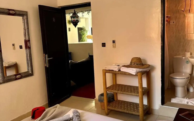 Riad Hotel El Kennaria
