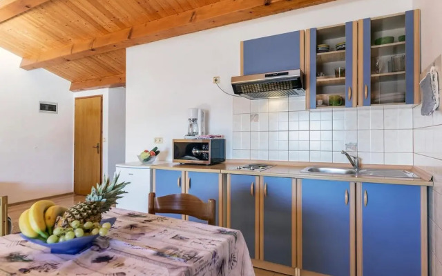 Nice Apartment in Rovinj With Wifi