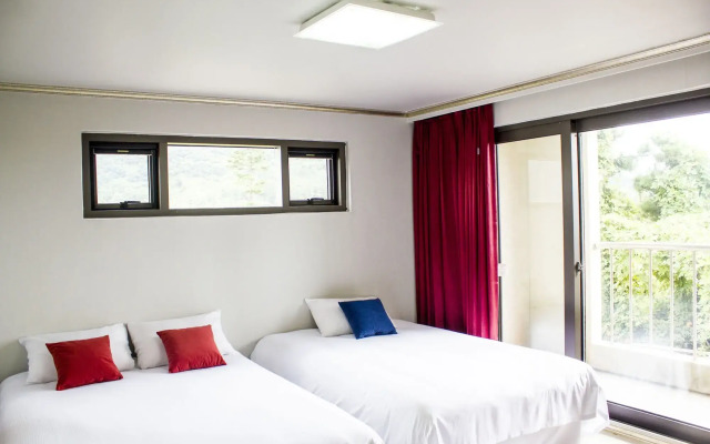 Dammora Resort