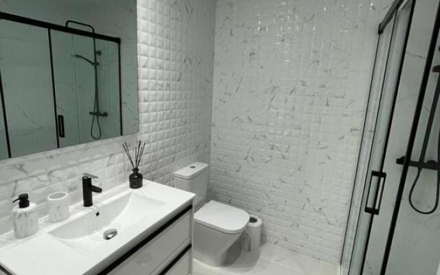 Exquisite NEW townhouse/Front Beach/2BEDR/2,5BATH