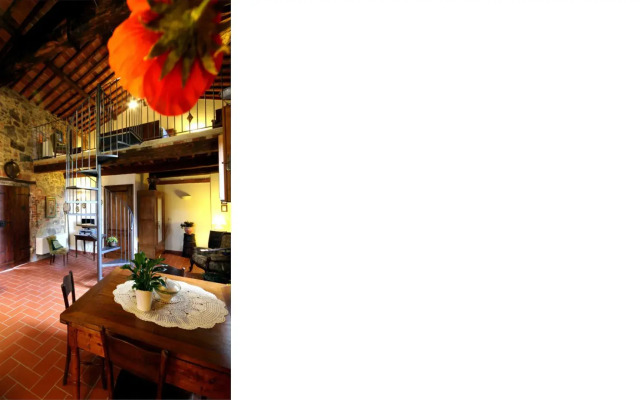 La Villa a Charming Villa With Swimming Pool-la Villa