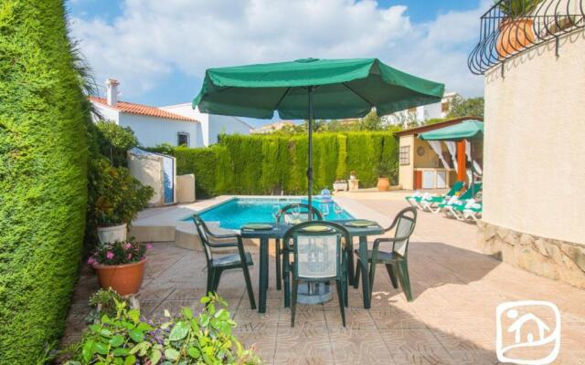 Abahana Villas Marie