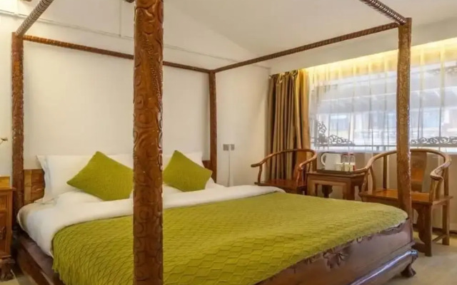 Sina Hotel Lijiang