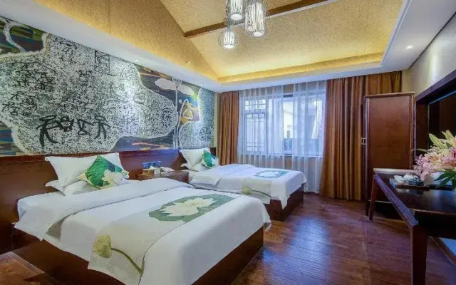 Hua Long Yuan Boutique Hotel
