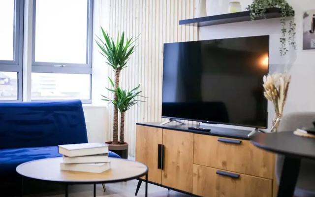 Cozy Luxury City Apartment in Central Bracknell