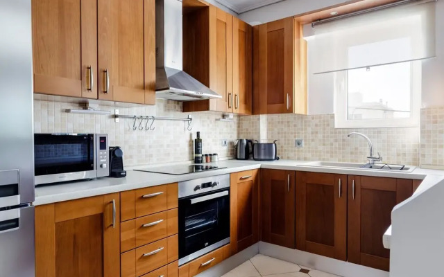 Upstreet Convenient 2bd Apartment