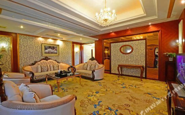 Gaotan Hot Spring Hotel