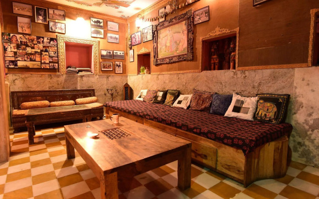 Yogi Guest House