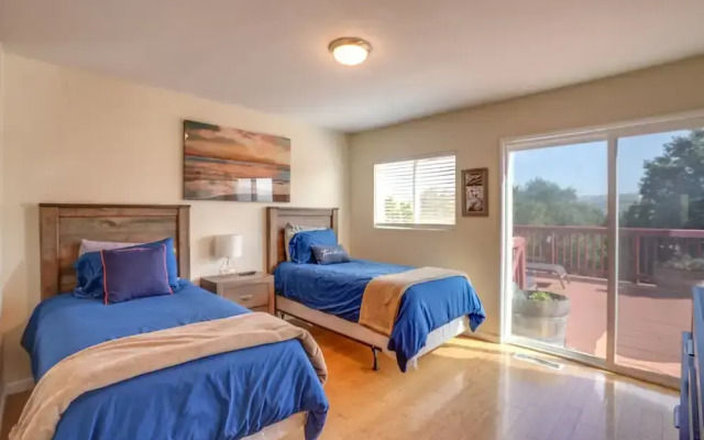 Vallejo Home w/ Spacious Deck, Hot Tub & Views