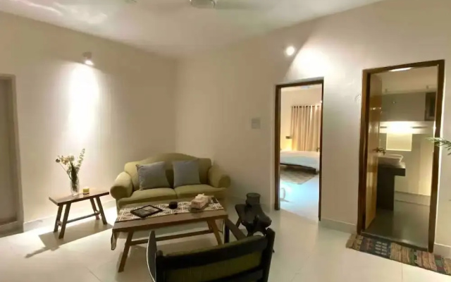 City Views Hotel With Housekeeping