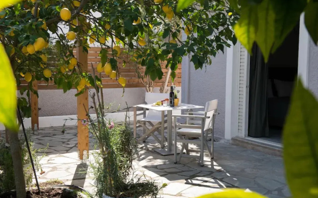 Regalo Apartments