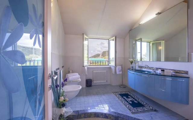 Villa Clara few km From the sea