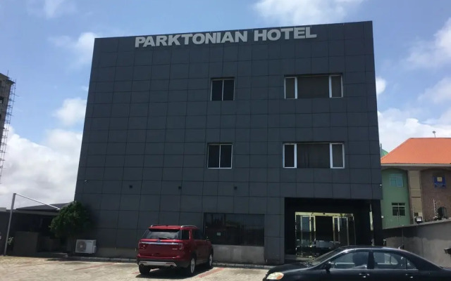 Parktonian Hotel Ikate