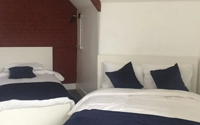Rahman Hostel - Manchester