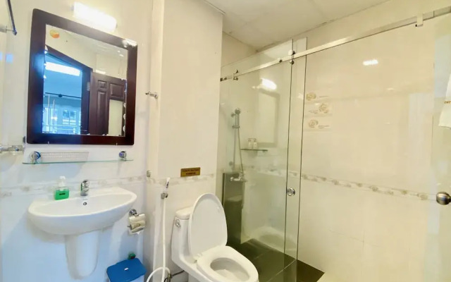 LILA Hotel & Apartments