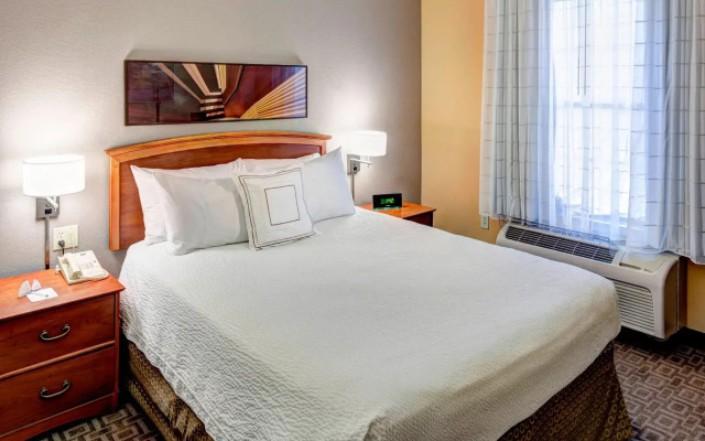 TownePlace Suites by Marriott Dallas Las Colinas
