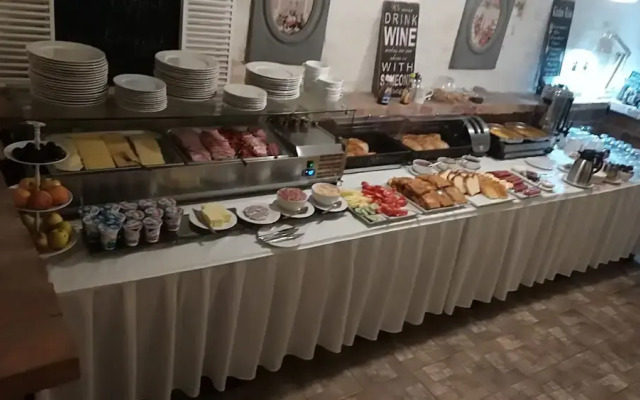Romantika Panzió