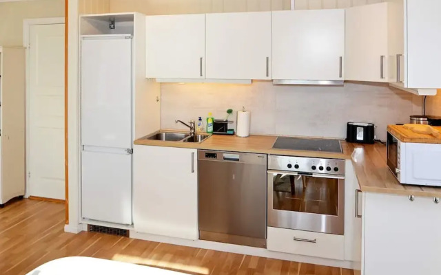 6 Person Holiday Home in Eydehavn