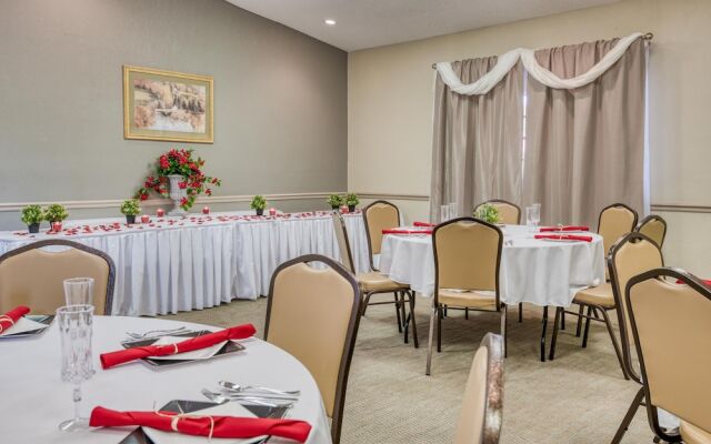 Howard Johnson Express Inn