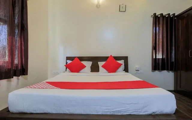 OYO 9518 Hotel Aqua Mira