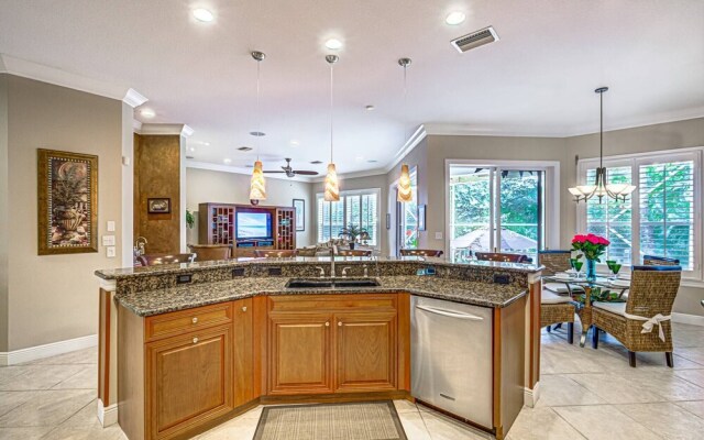 Palm Island Canal Home - 4 BR