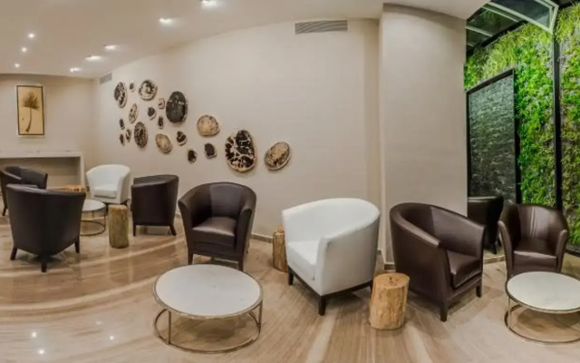 Hotel Zenith
