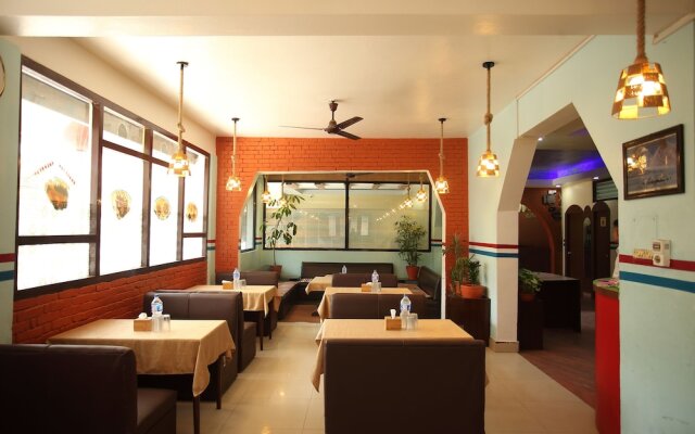 SPOT ON 383 Hotel Himalayan Ashoka