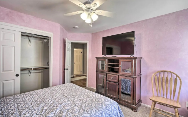 Welcoming Tehachapi Home w/ Deck & Grill!