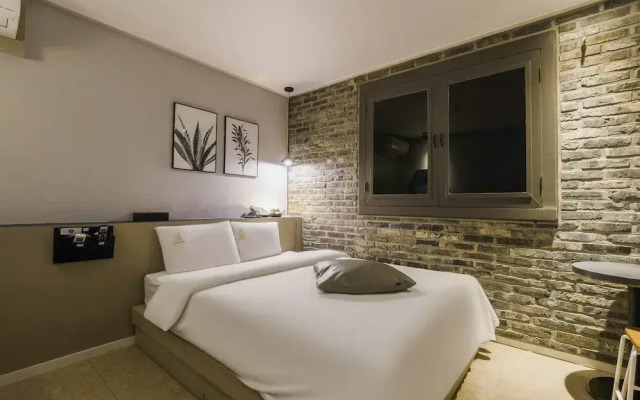 Stay Inn Hotel