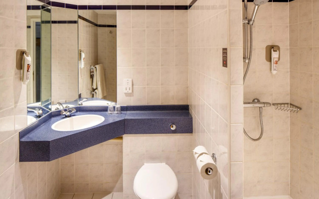 ibis Chesterfield North