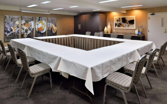 Best Western Plus Novato Oaks Inn