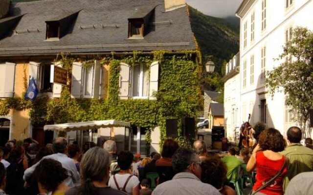 Hôtel les Templiers