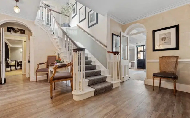 Sleeping Bear Hotel Dorchester