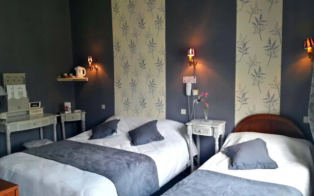 Logis Le Clos du Montvinage Rest. Auberge Val De lOise