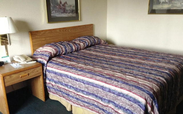 Travelodge by Wyndham Hudsonville