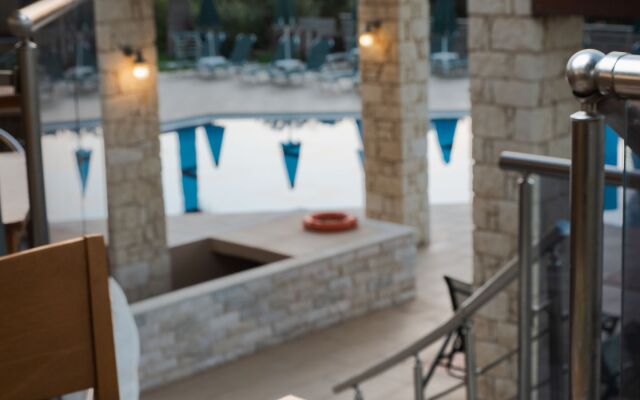 Maleme Mare Beach Resort Hotel