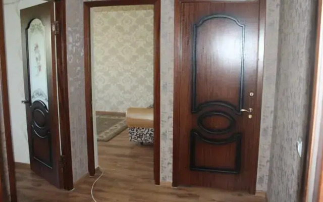 Houseroom J