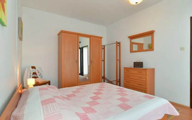 Apartment 1803