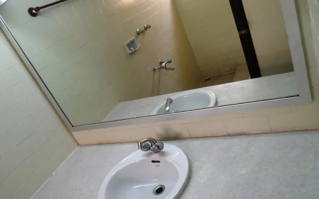 Hotel Sivapriya