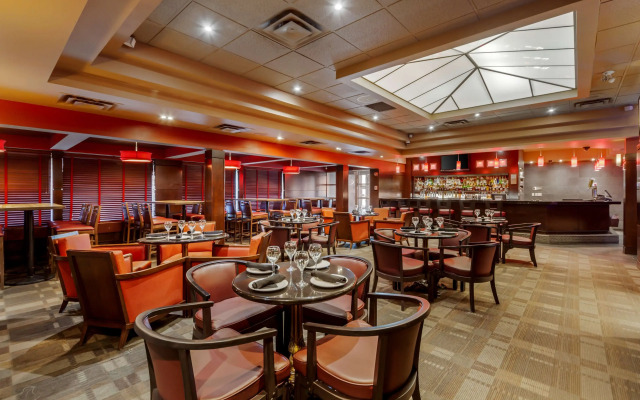 Best Western Premier Denham Inn & Suites