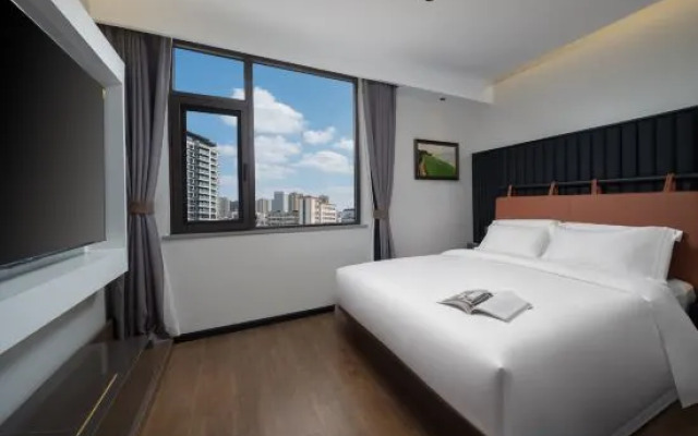 Huaxi Hongta Avenue Nguyen Park Branch