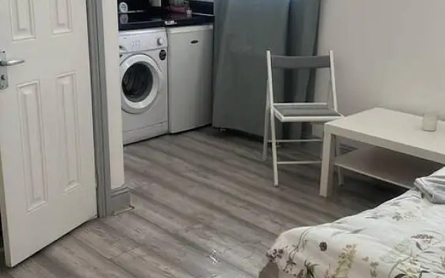 Remarkable 1-bed Studio in London
