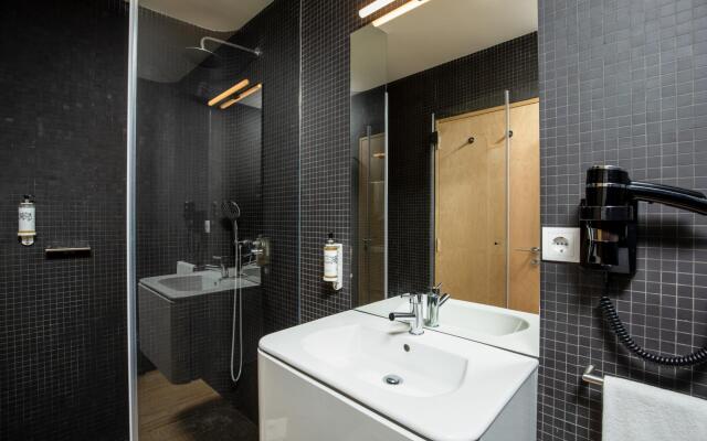 Feel Porto Codeçal Studio 1.2