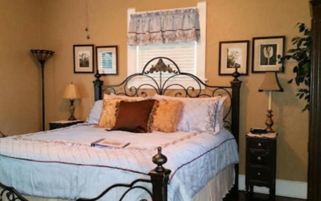 Granbury Gardens Bed And Break