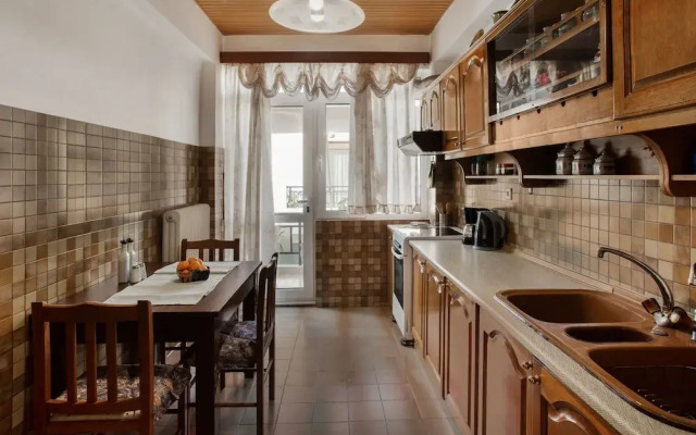 Gorgeous Holiday Home in Arhanes with Balcony
