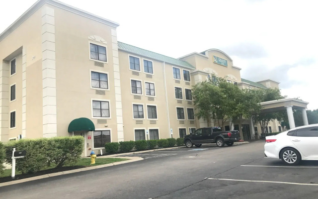 Quality Inn Murfreesboro - University Area