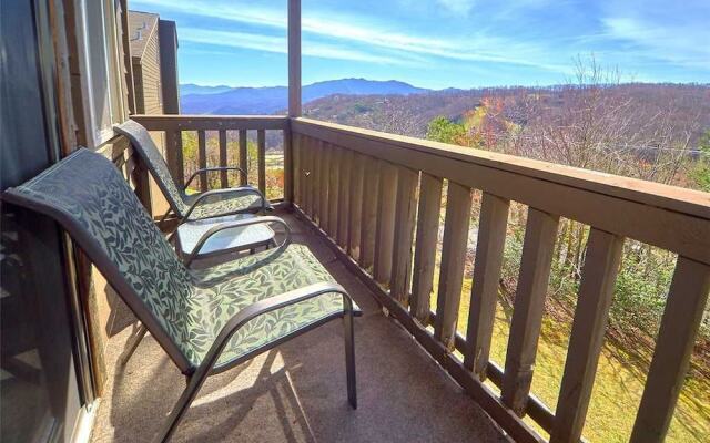 High Chalet 2 Bedroom Home