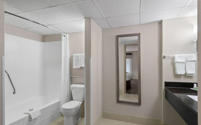 Baymont by Wyndham Knoxville I-75