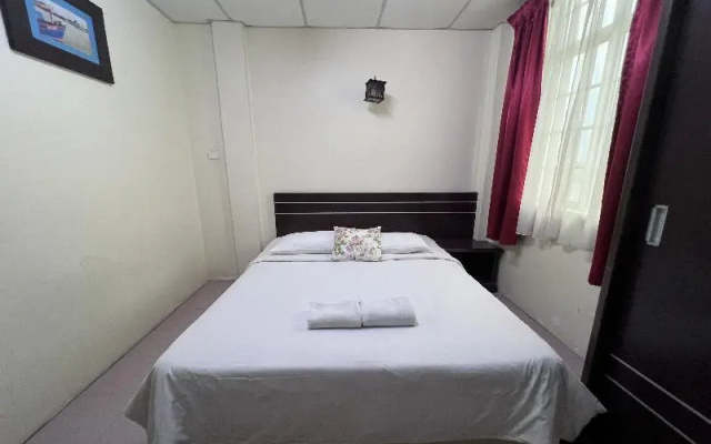 Seri Kemaman Inn, Chukai Terengganu By Zuzu – Guest Rooms – Kijal