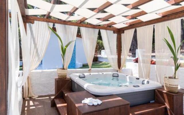 Sani Beach Forest Villa